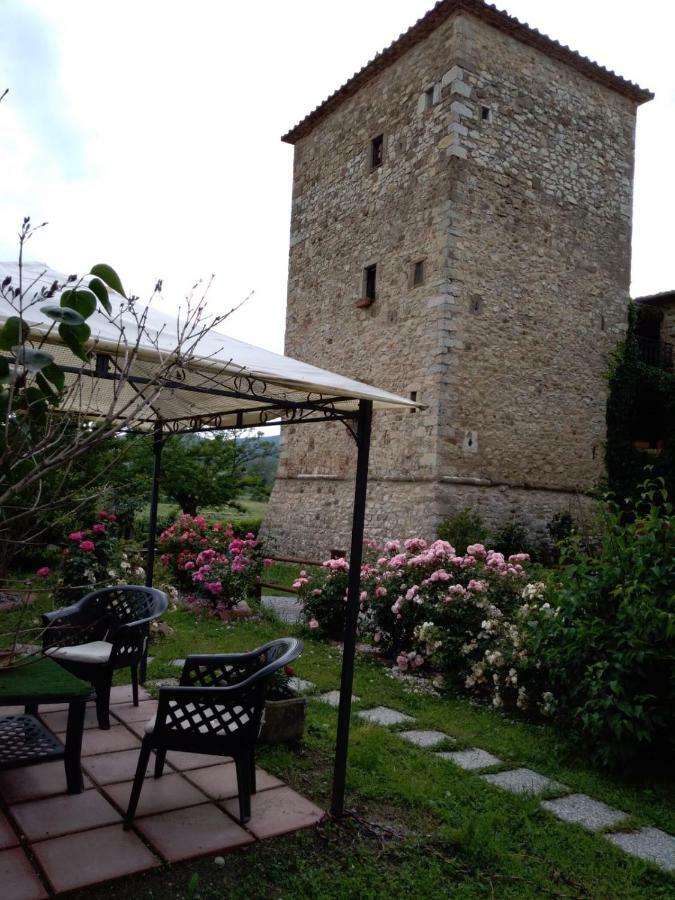 Castello Di Casallia Vetulonia Exterior photo